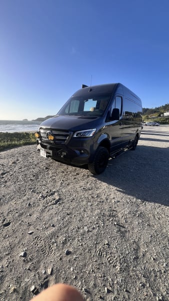 2021 W1X4EBVY9LT025219 Midwest Automotive Designs Class C available for rent in San Jose, California