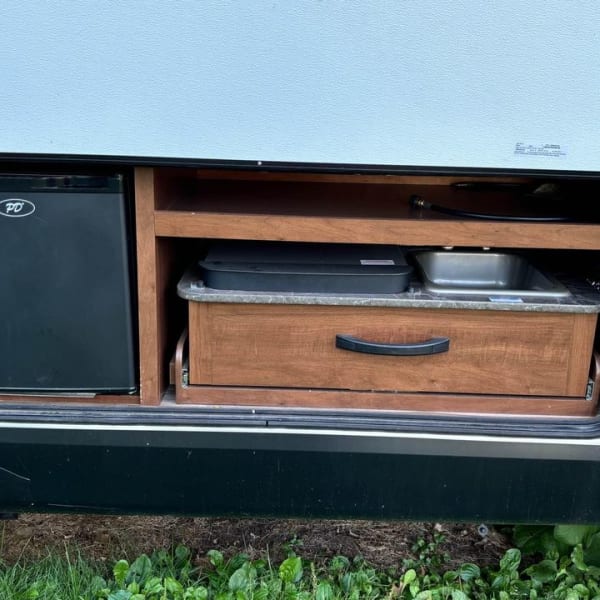 2017 Jayco Jay Flight SLX Travel Trailer available for rent in Montoursville, Pennsylvania