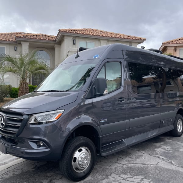 2024 Holiday Rambler Expedition Class B available for rent in Oxnard, California