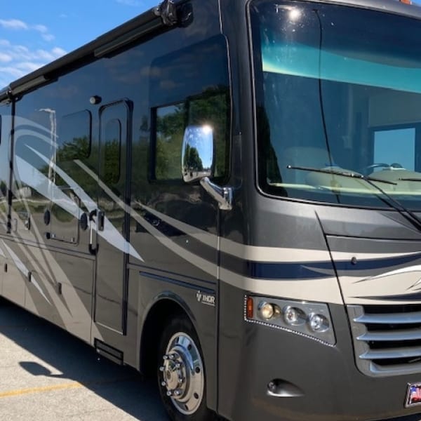 2017 Thor Motor Coach Miramar Class A available for rent in Tampa Bay, Florida