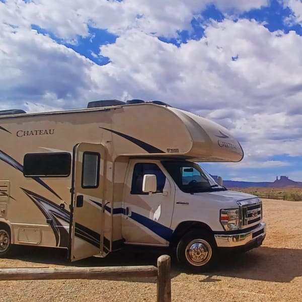 2020 Thor Chateau Class C available for rent in Aurora, Colorado