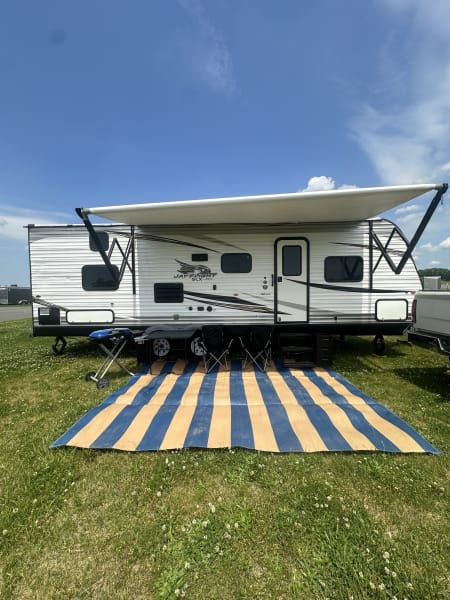 2019 Jayco Jay Flight SLX Travel Trailer available for rent in Newark, Delaware