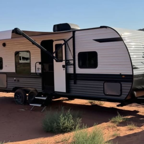 2024 Jayco Jay Flight SLX Travel Trailer available for rent in Hurricane, Utah