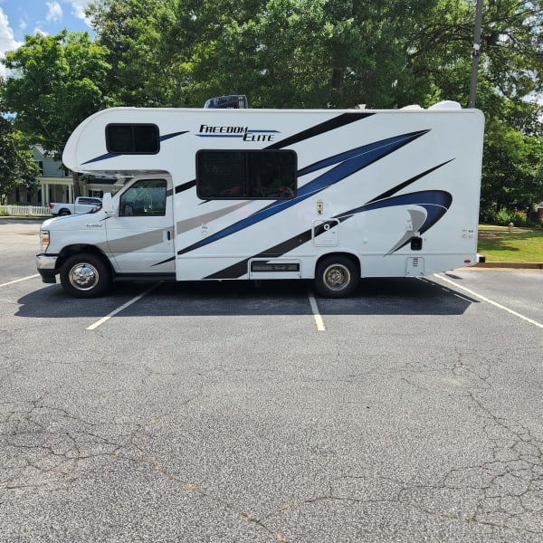 2024 Thor Freedom Elite Class C available for rent in Hebron, Kentucky