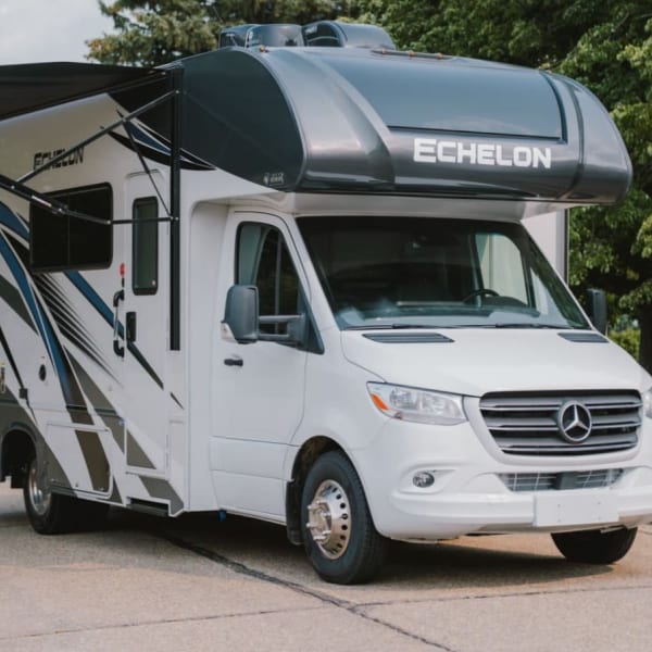 2024 Thor Echelon Class C available for rent in Edmonton, Alberta