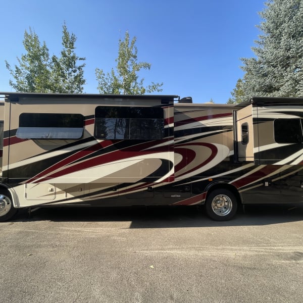 2019 Georgetown GT5 Class A available for rent in Coeur d'Alene, Idaho