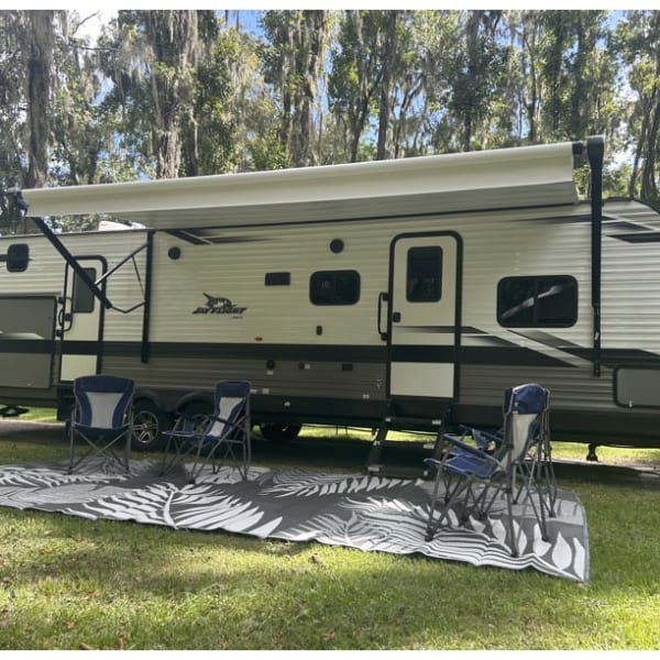 2022 Jayco Jay Flight Travel Trailer available for rent in Belleview, Florida