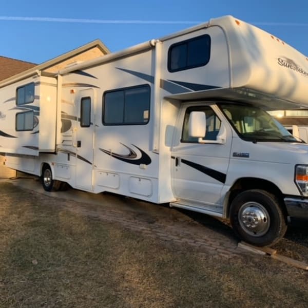 2013 Forest River Sunseeker Class C available for rent in Hilbert, Wisconsin