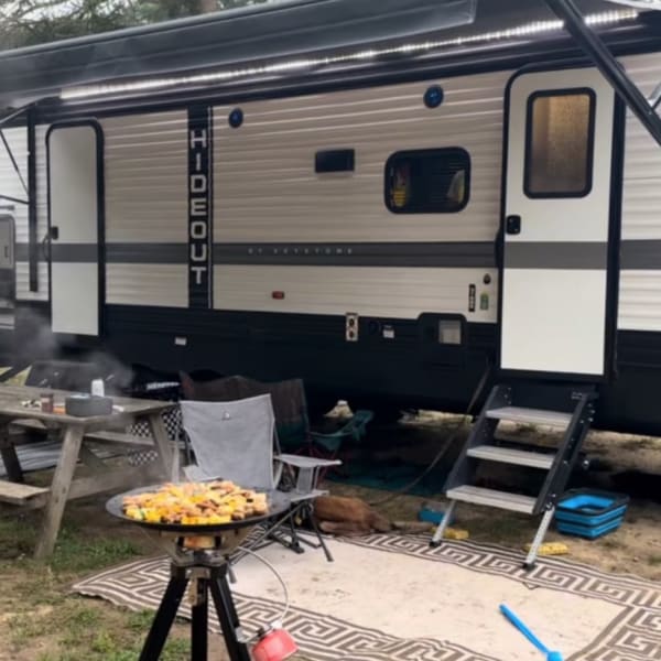 2022 Keystone RV Hideout Travel Trailer available for rent in Chesapeake, Virginia