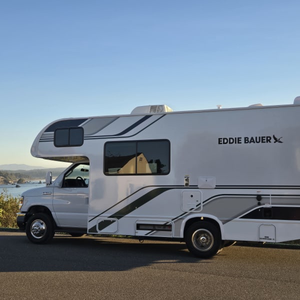 2025 Thor Eddie Bauer 22EB Class C available for rent in McKinleyville, California