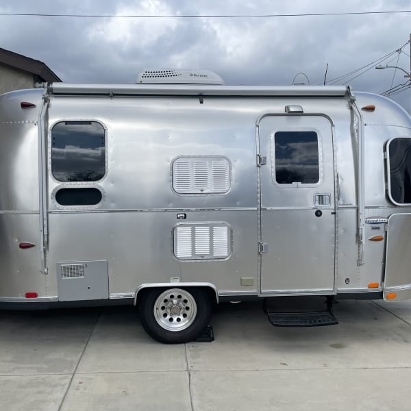 2015 Airstream International Travel Trailer available for rent in Castaic, California