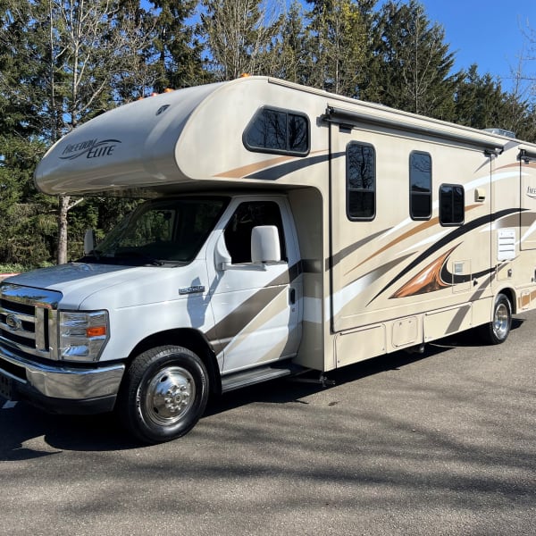 2016 Thor Freedom Elite Class C available for rent in Lake Stevens, Washington