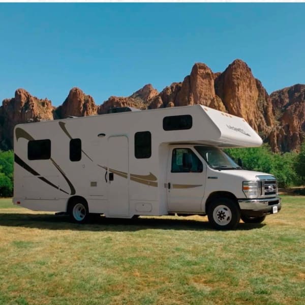 2019 Thor Majestic Class C available for rent in Fayetteville, North Carolina