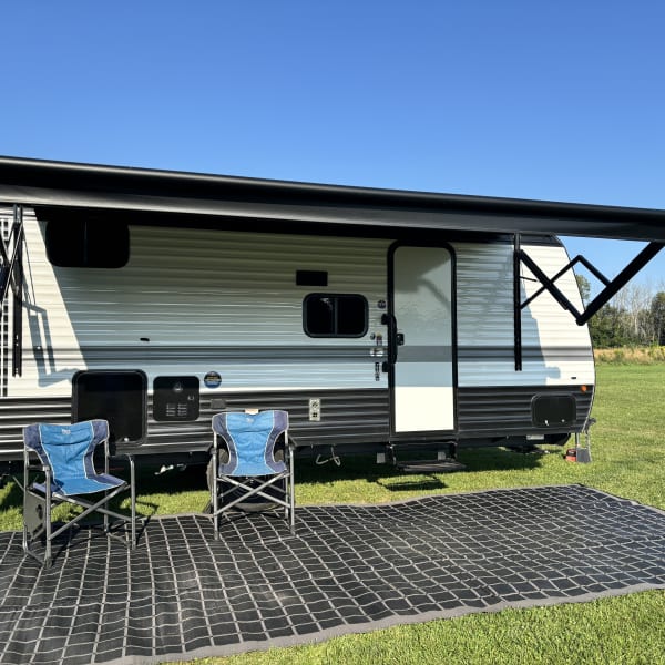 2024 Keystone RV Hideout 181BH Travel Trailer available for rent in Bowmanville, Ontario