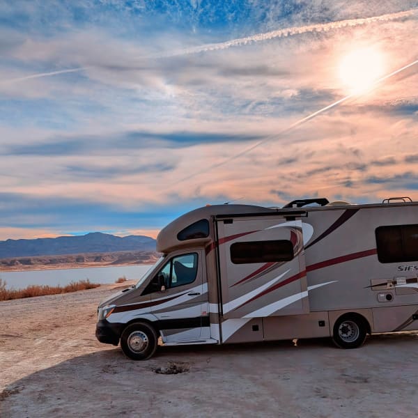 2016 Thor Siesta Class C available for rent in Las Vegas, Nevada