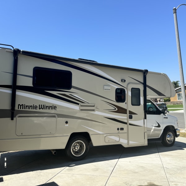 2020 Winnebago Minnie Winnie Class C available for rent in Corona, California