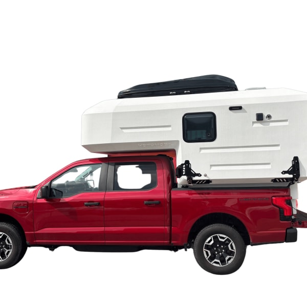2023 F-150 Lightning / Hotomobil Gladiator XL with roof tent Class B available for rent in Montréal, Quebec