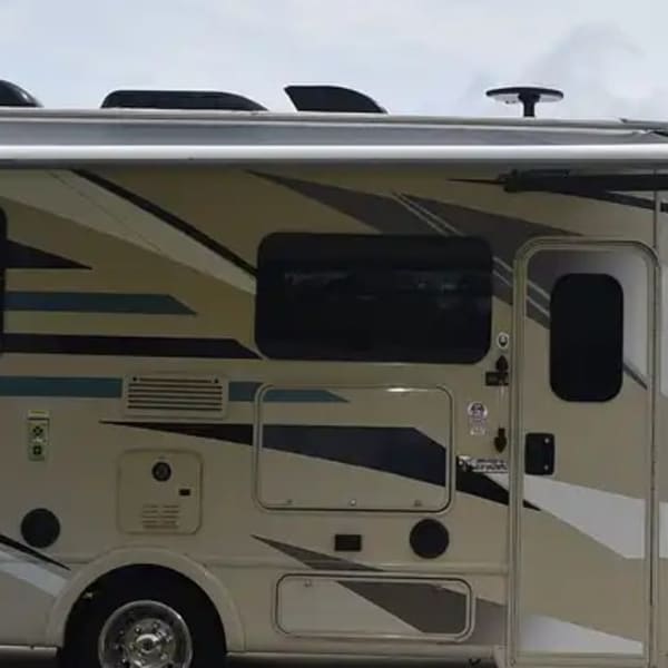 2018 Thor Gemini Class C available for rent in Holt, Florida