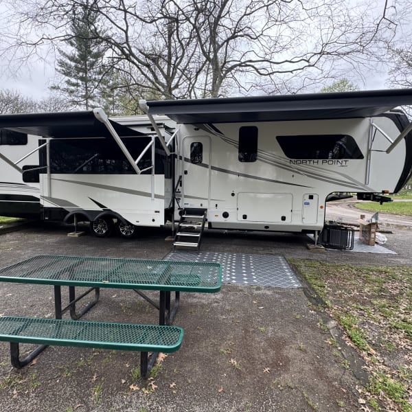 2025 Jayco North Point Fifth Wheel available for rent in Mt. Juliet, Tennessee