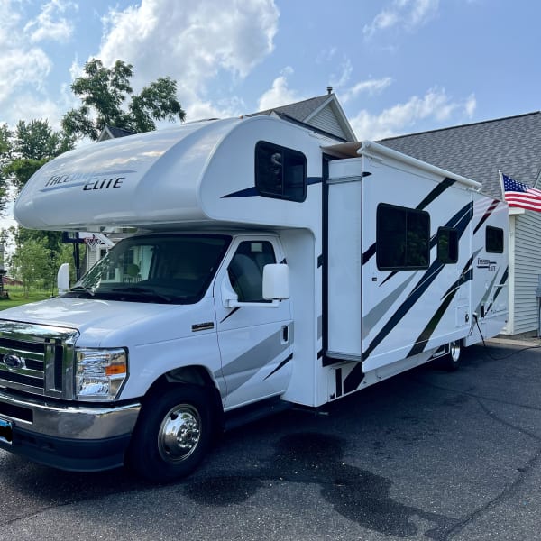 2021 Thor Freedom Elite Class C available for rent in Lake Elmo, Minnesota