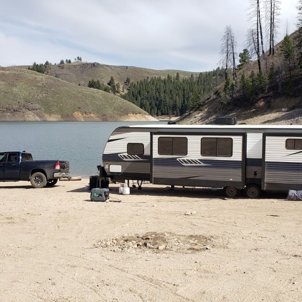 2020 Crossroads RV Zinger Travel Trailer available for rent in Kuna, Idaho