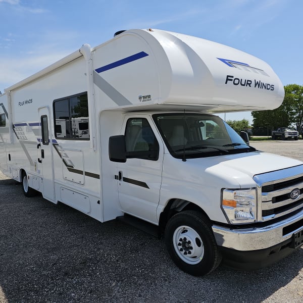 2026 Thor Motor Coach Four Winds Class C available for rent in Rockwall, Texas