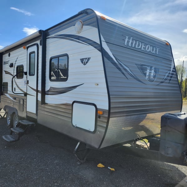 2015 Keystone RV Hideout Travel Trailer available for rent in Wasilla, Alaska