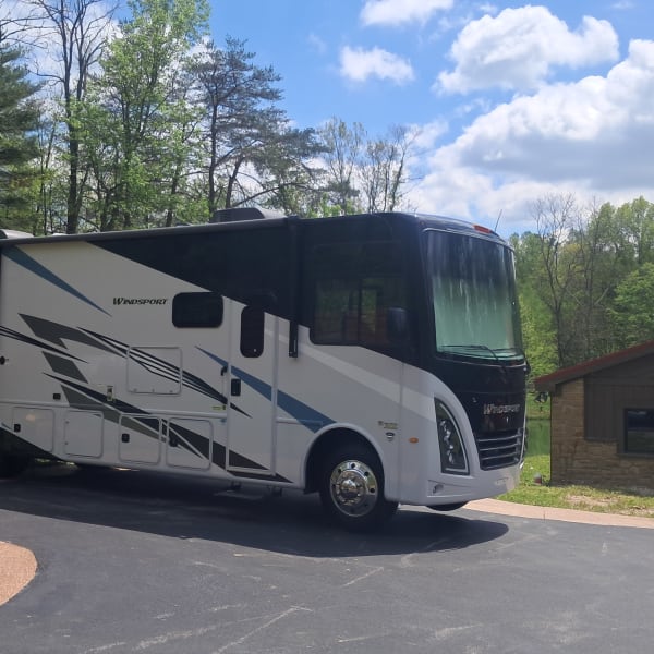2025 Thor Windsport 35M Class A available for rent in Nashville, IN, Indiana