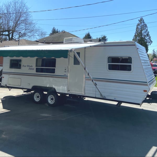 2001 Dutchmen Express Travel Trailer available for rent in Maple Ridge, British Columbia