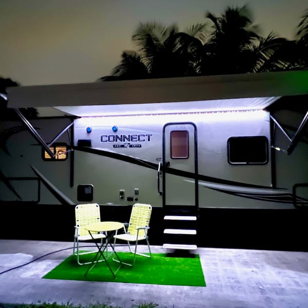 2019 KZ Connect RLK 24 Travel Trailer available for rent in West Palm Beach, Florida