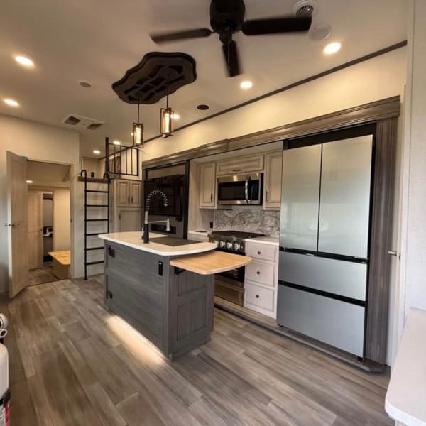 2024 Forest River Sandpiper Fifth Wheel available for rent in Fairbanks, Alaska