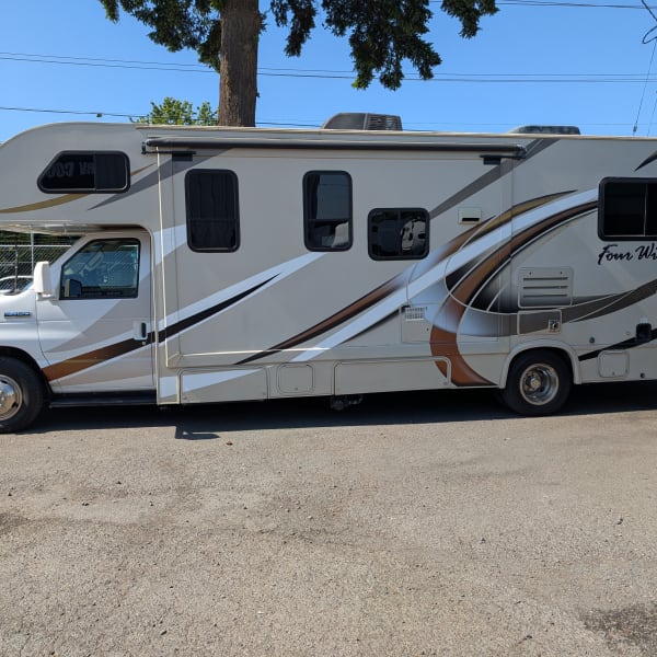 2018 Thor Four Winds Class C available for rent in Newberg, Oregon