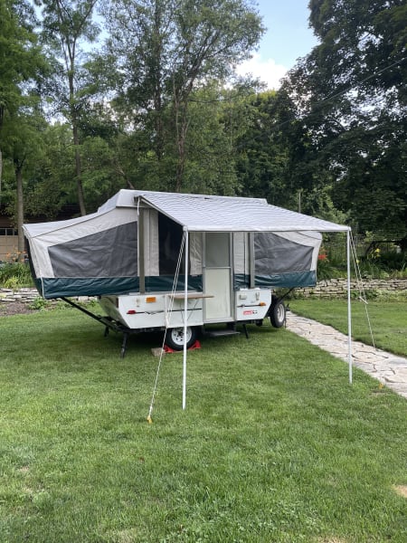 2002 Coleman Taos Popup available for rent in Wauwatosa, Wisconsin