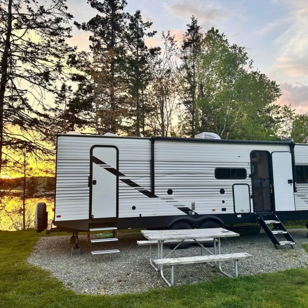 2022 East to West Della Terra Travel Trailer available for rent in Centreville, Maryland