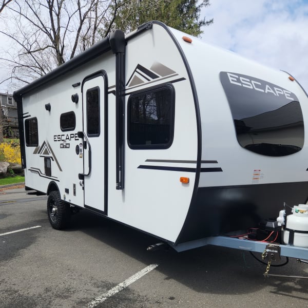 2022 KZ Escape Hatch Travel Trailer available for rent in Holyoke, Massachusetts