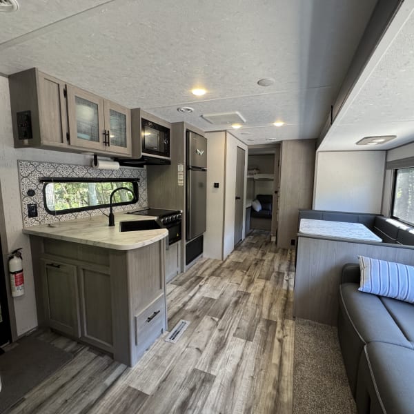 2022 Dutchmen Coleman Lantern Travel Trailer available for rent in Wexford, Pennsylvania
