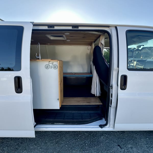 2006 Chevrolet Express 3500 Class B available for rent in Comox Valley C, British Columbia