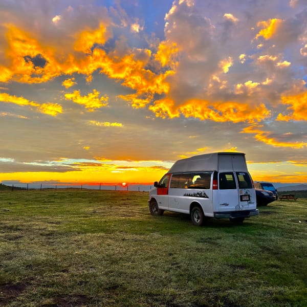 2006 Chevrolet 3500 LS Class B available for rent in Cochrane, Alberta