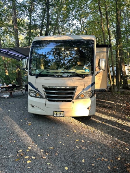 2018 Thor Axis Class A available for rent in Morris Plains, New Jersey