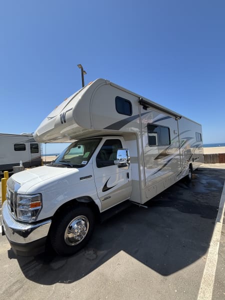 2026 Winnebago Minnie Winnie Class C available for rent in Rancho Cordova, California