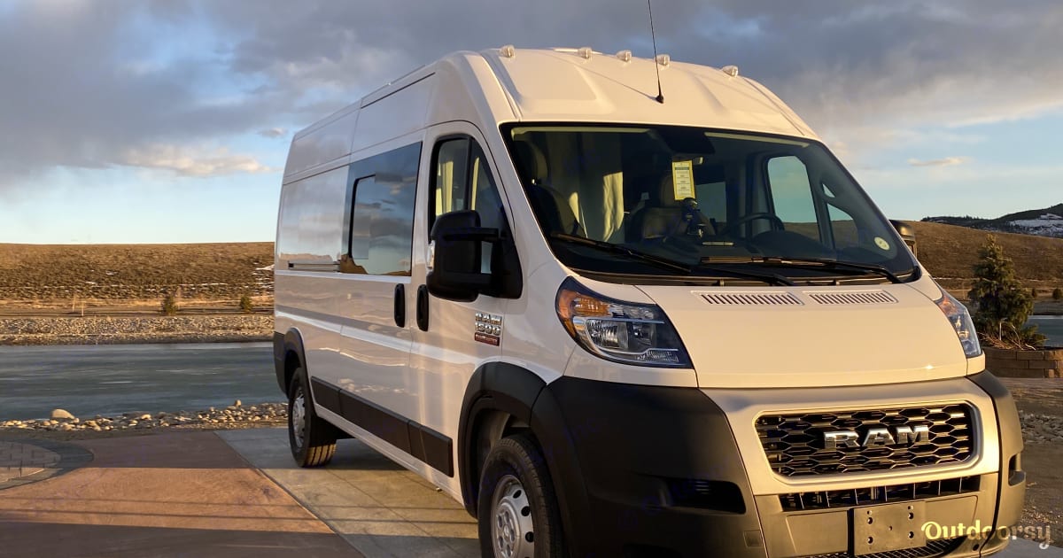 2021 Other Other Motor Home Fourgon Rental in Seattle, WA