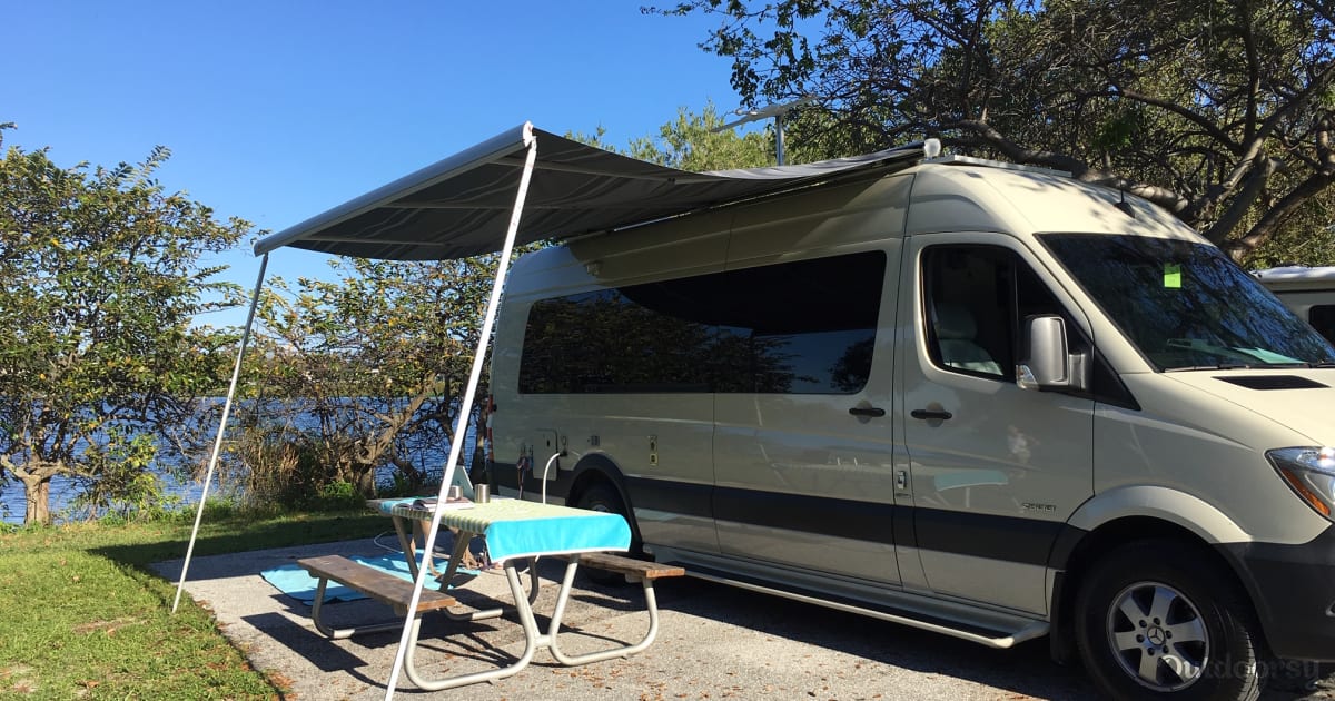 2014 Mercedes Benz Sprinter Motor Home Class B Rental In