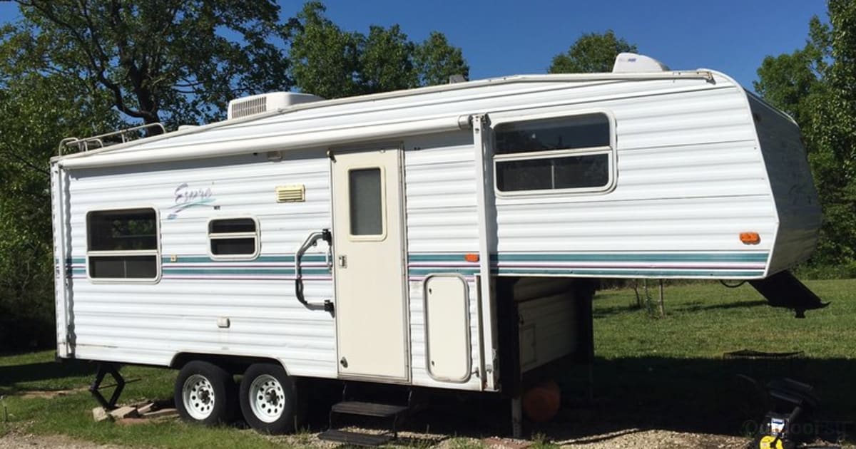 1995 companion travel trailer