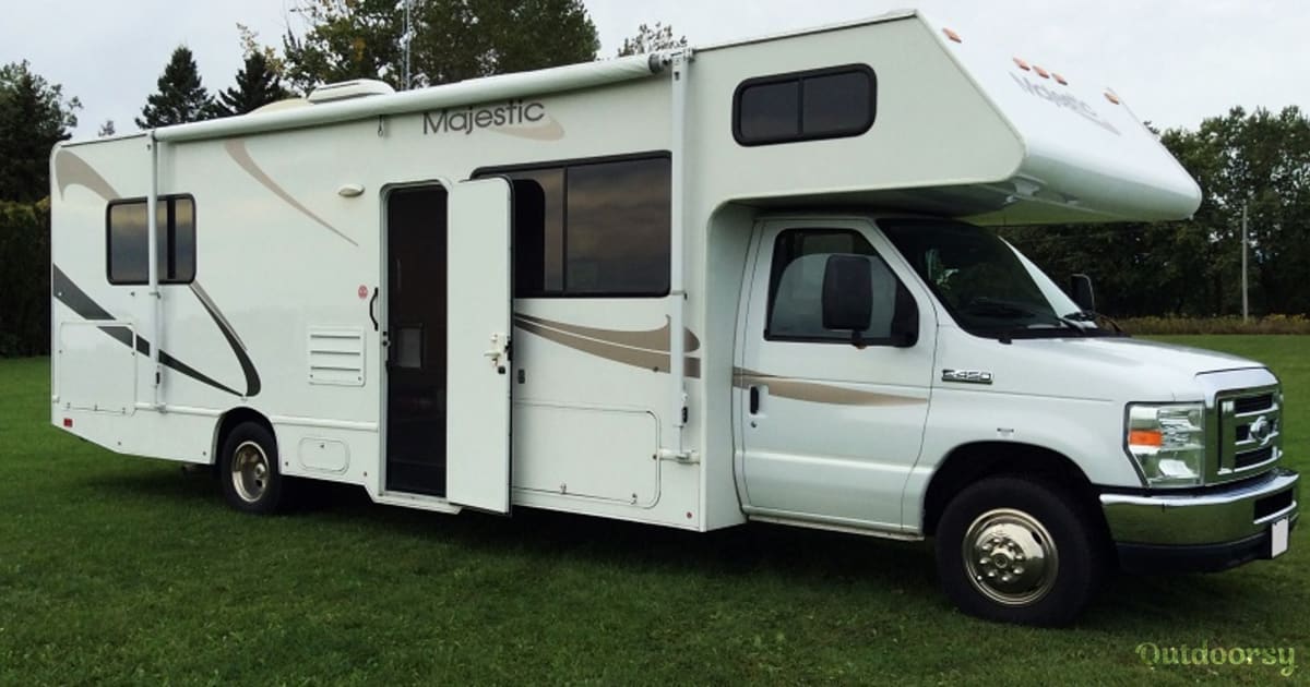 2011 Thormotorcoach Fourwindsmajestic Motor Home Class C Rental In Newcastle On Outdoorsy
