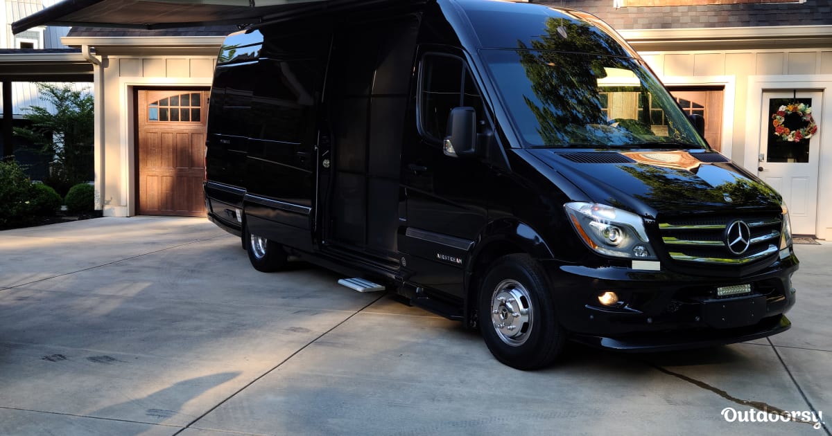 2016 Mercedes Sprinter Motor Home Class B Rental in Cumming, GA Outdoorsy
