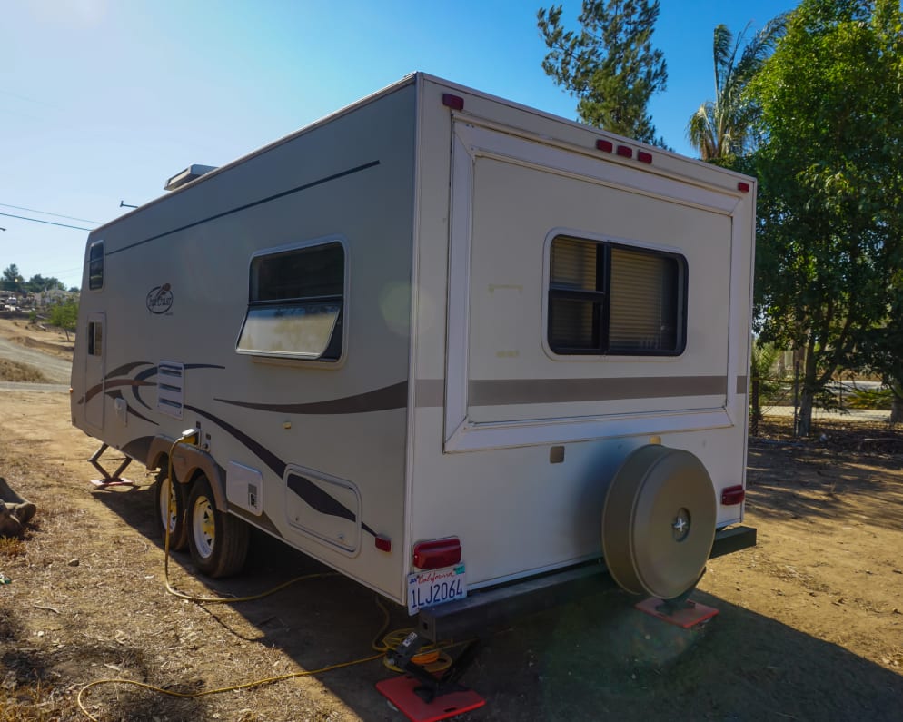 2006 Travel Trailer RV for Rent in Menifee, California