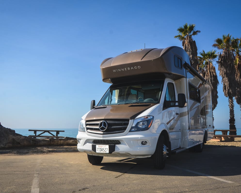 2017 Itasca Navion available for rent in Los Angeles California