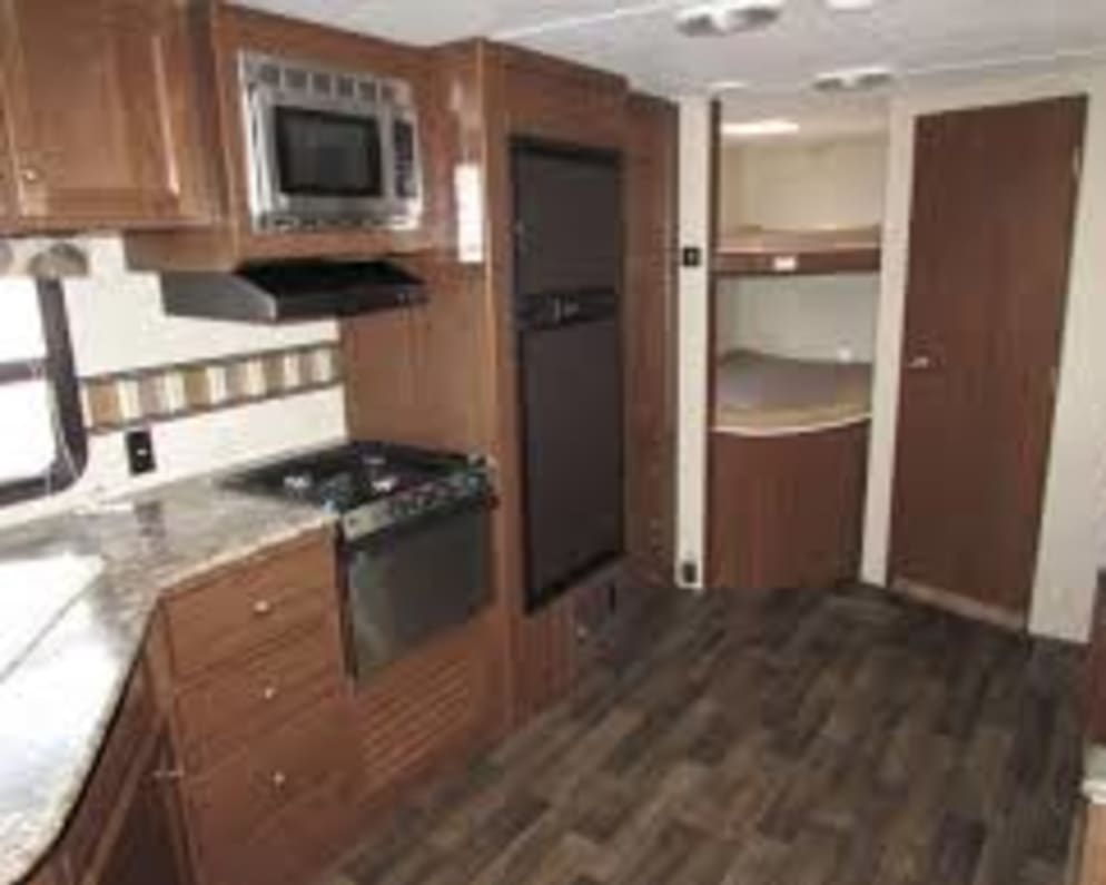 2015 Hideout 26BHS WE available for rent in Enderby British Columbia