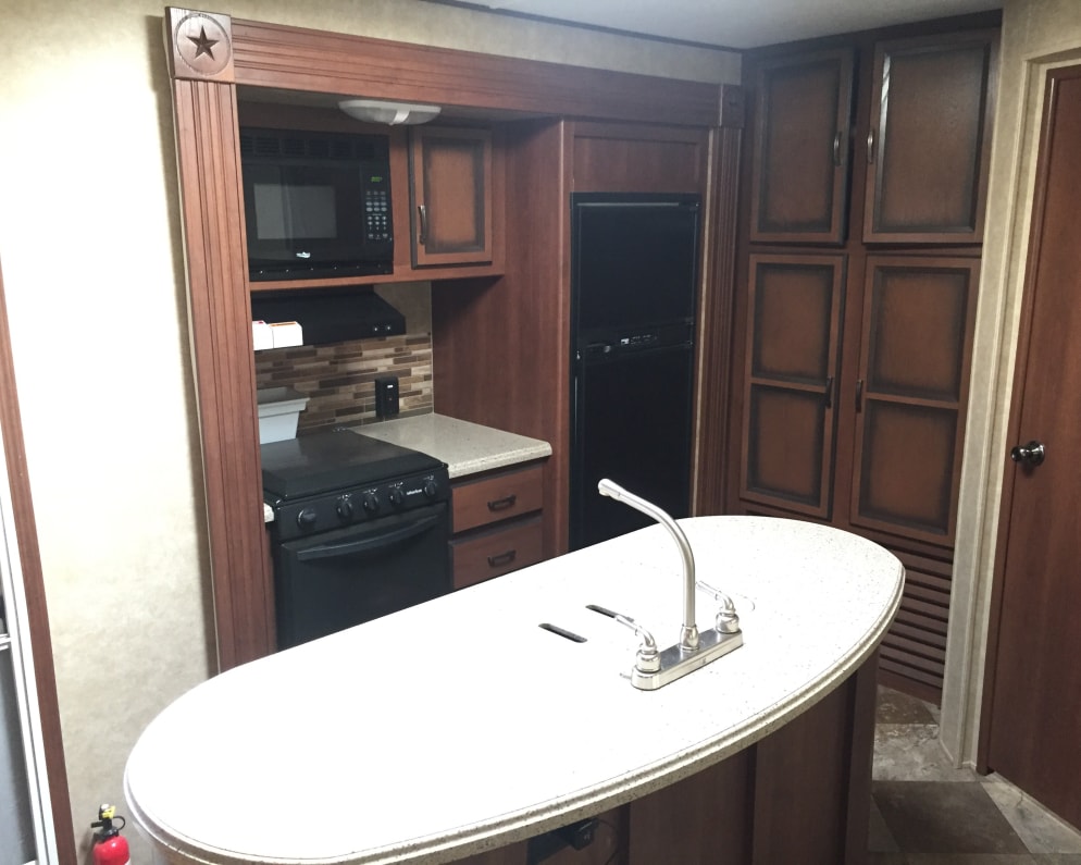 2013 Travel Trailer RV for Rent in Bandera, Texas