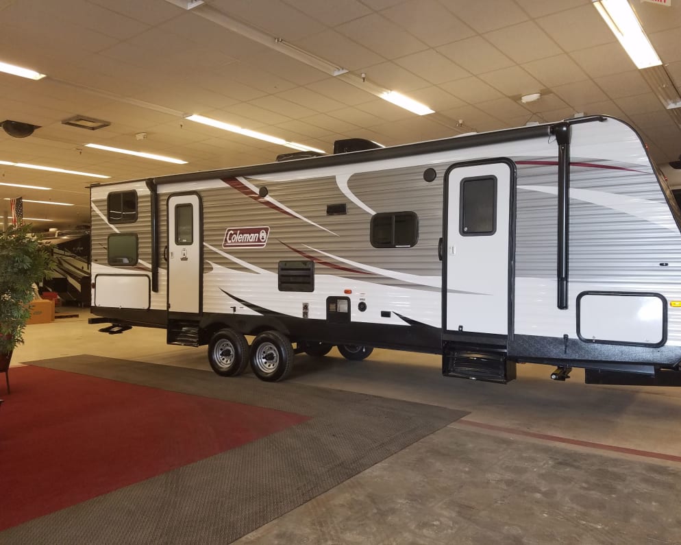 2017 Coleman 285bh available for rent in Salinas California